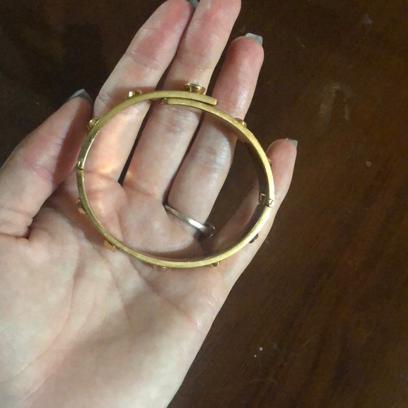 Michael Kors bangle bracelet in rose gold - Picture 2 of 3